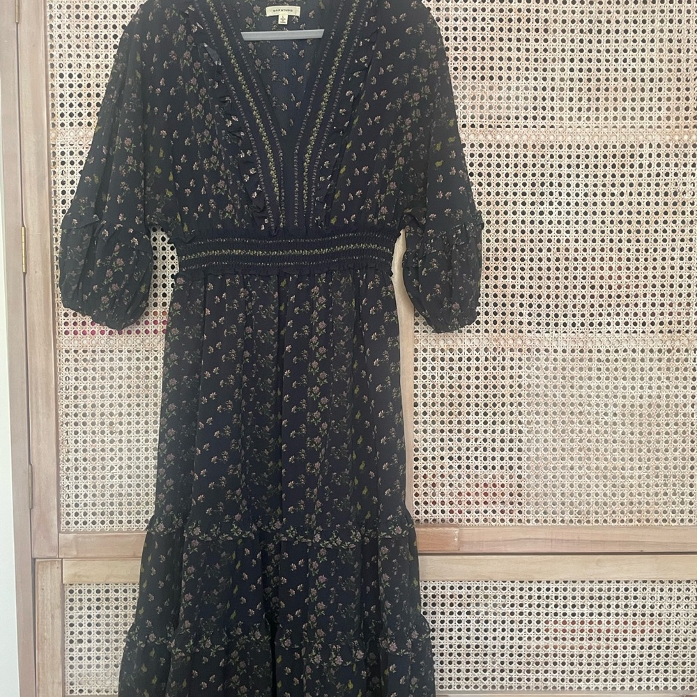 Max Studio Navy Floral Long Sleeve Dress